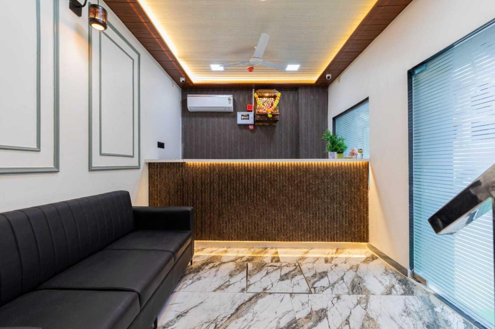 Hotel Ananta Near Andheri Station Bombay